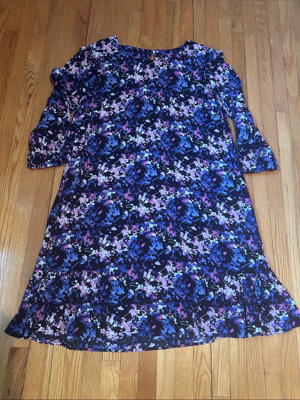 Floral Shift Dress with Purple & blue print. Equivalent to a size Large